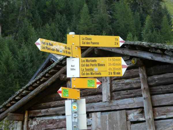 Direction Col des Pauvres