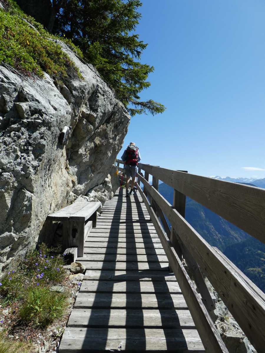 Petite passerelle en début de rando