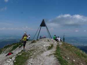 La Pyramide sommitale du Moléson très fréquentée.